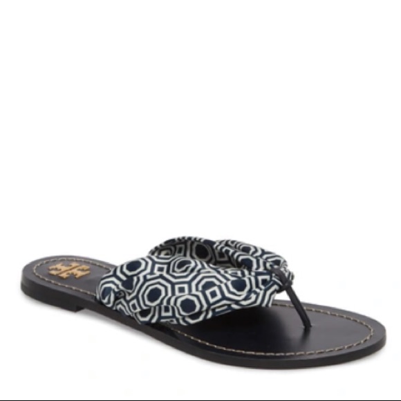 Nwt Authentic Rare Luxury Summer Spring Tory Burch Carson Flat Thong Sandal